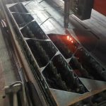 Резка металла лазером