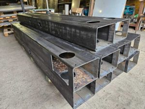 Лазерная резка металлических труб